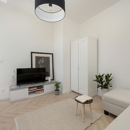 Komfortowe I Przytulne Studio Blisko Parku Wroclaw By Noclegi Renters Zewnętrze zdjęcie